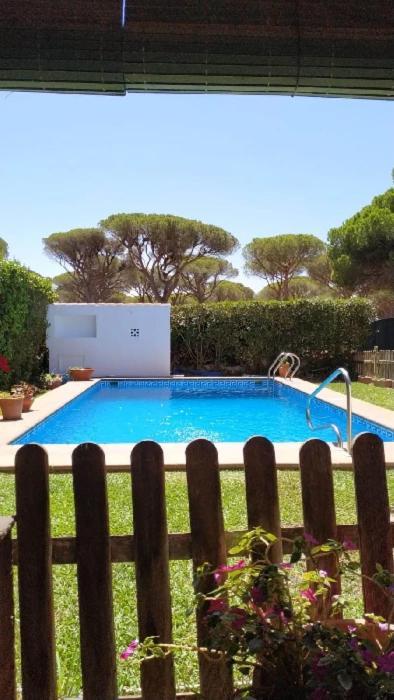 Chalet Roche A 300 Metros De La Playa Exterior photo