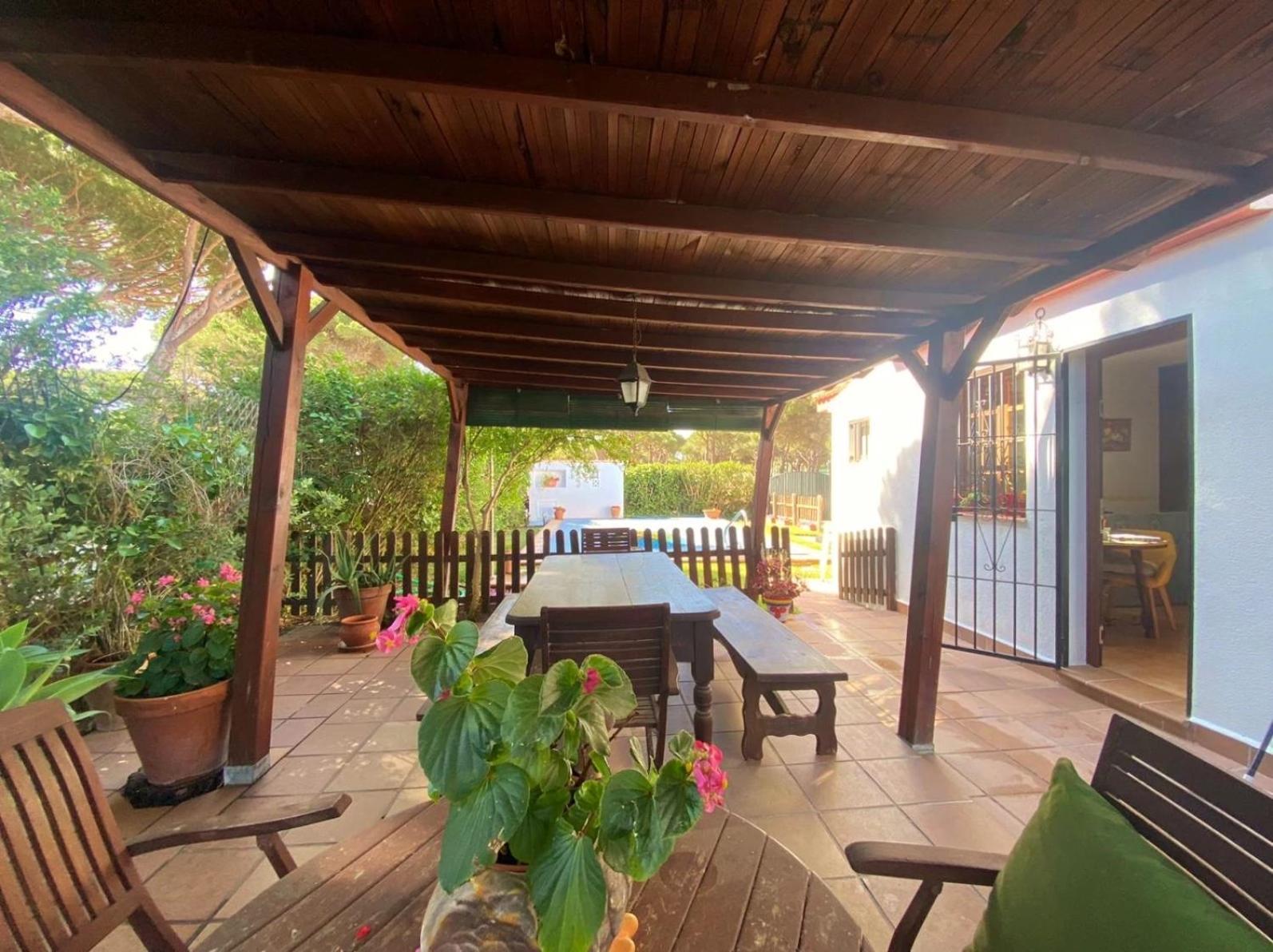 Chalet Roche A 300 Metros De La Playa Exterior photo